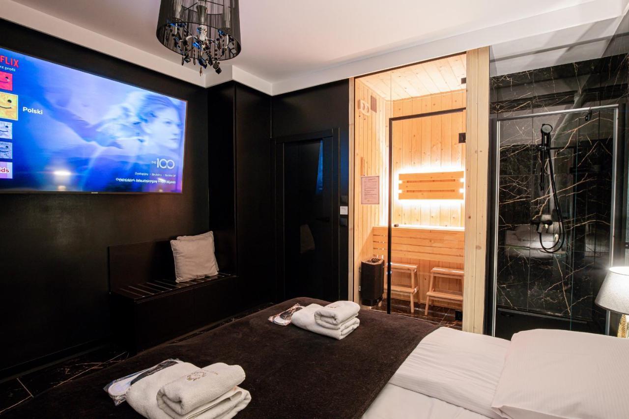 Jacuzzi Glass-House Central Station Krakow Luaran gambar